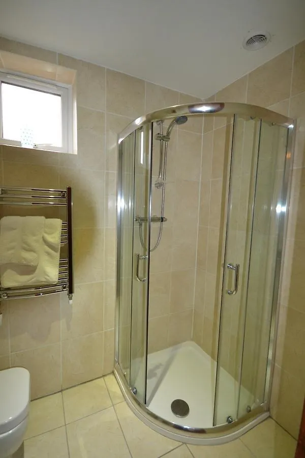 **  Airport Guest House Slough United Kingdom