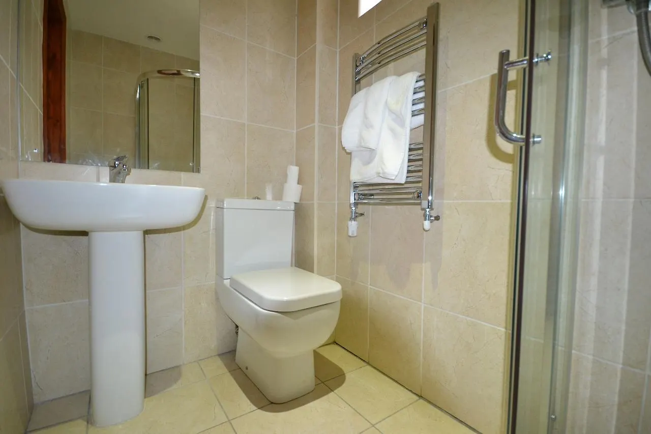 Airport Guest House Slough