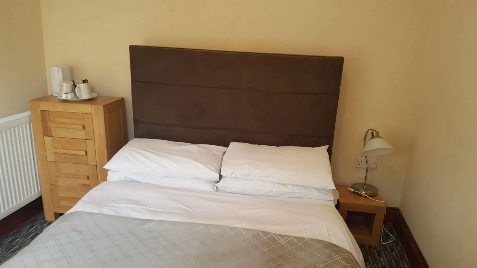 Airport Guest House Slough 2*,